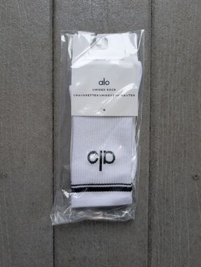 Alo Yoga Socks White